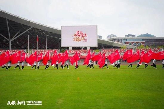 由马切伊·佩普日察执导，大卫·奥格尼克领衔主演的电影《盲琴师》将于12月10日全国上映，现正火热预售中